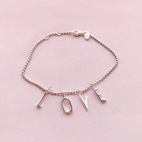 Armband LOVE i silver - Design Letters, Silver